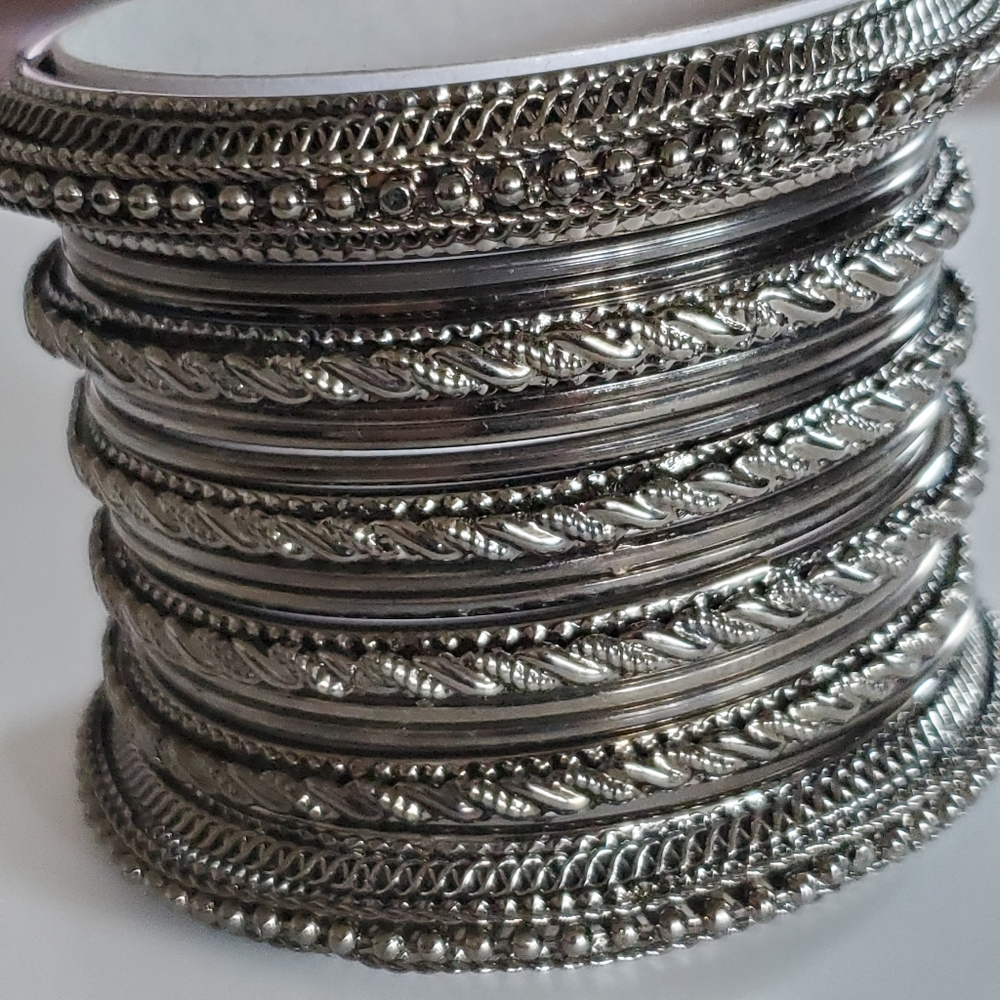 Bangles NWOT